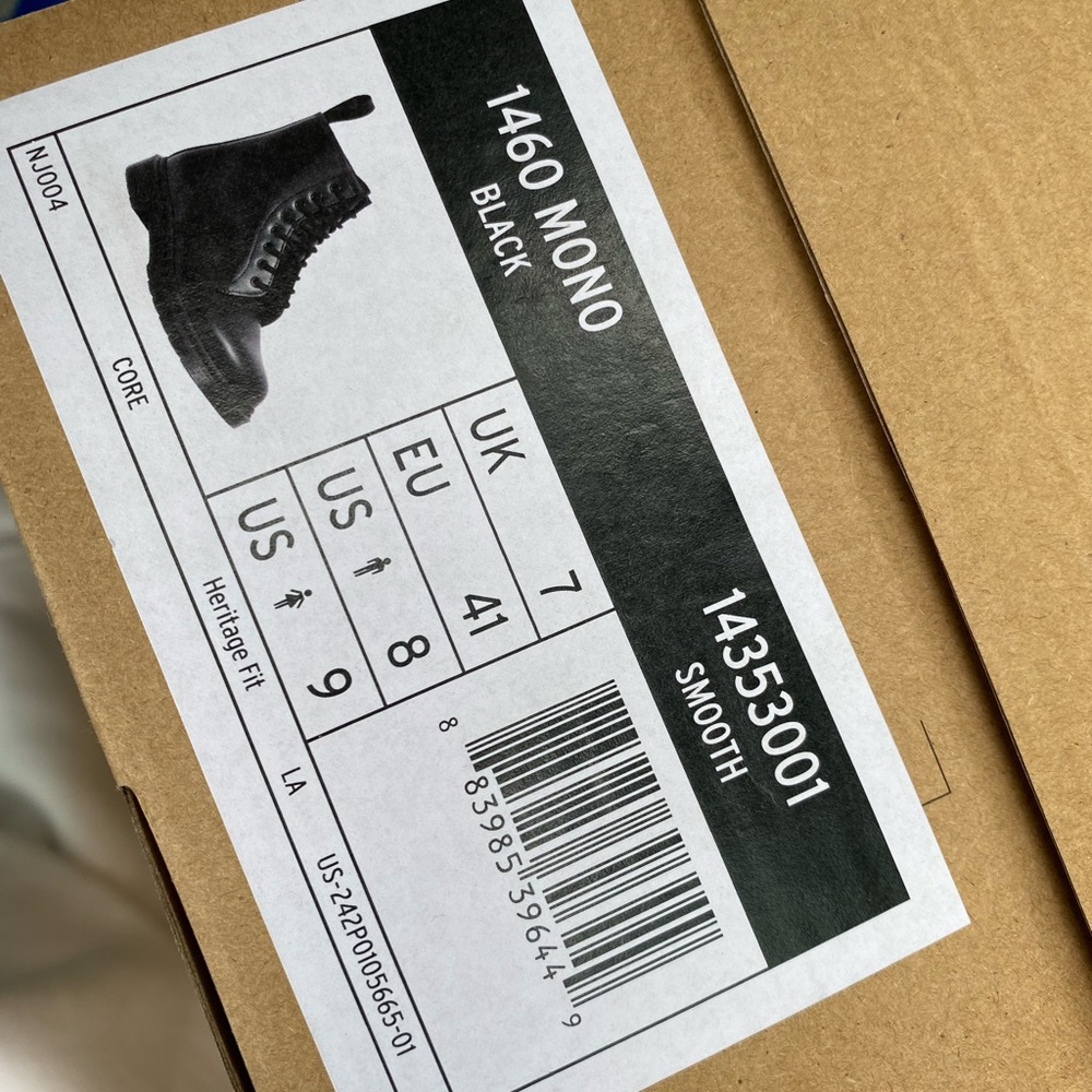 Dr Marten Smooth 1460 Mono Boots Black Combat Boots - Picture 15 of 15
